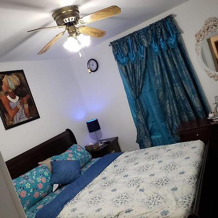 Comfortable Holiday Homestay Нью-Йорк Экстерьер фото